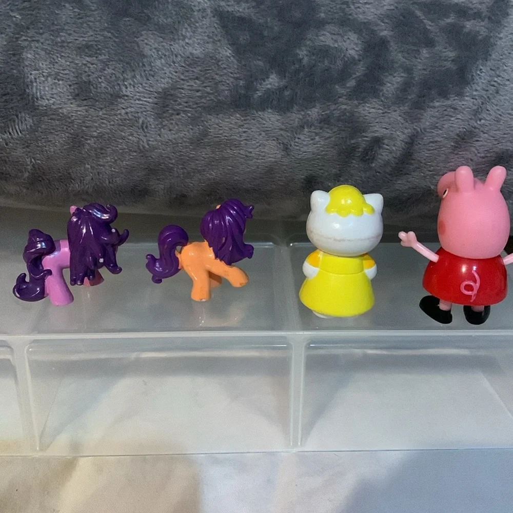 Collectable / Toy bundle - Picture 3 of 5